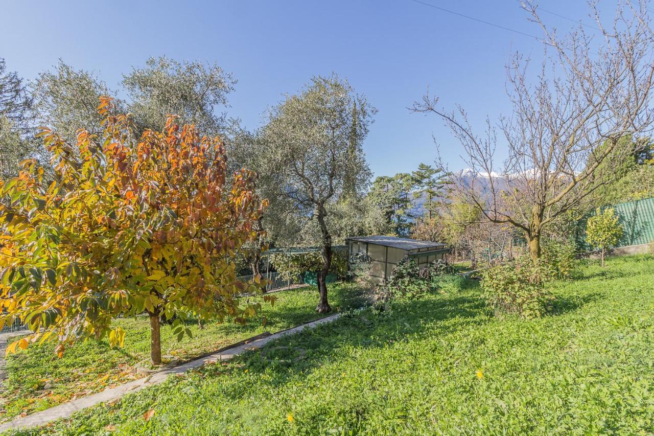 La Maison Du Lac Varenna Bagian luar foto